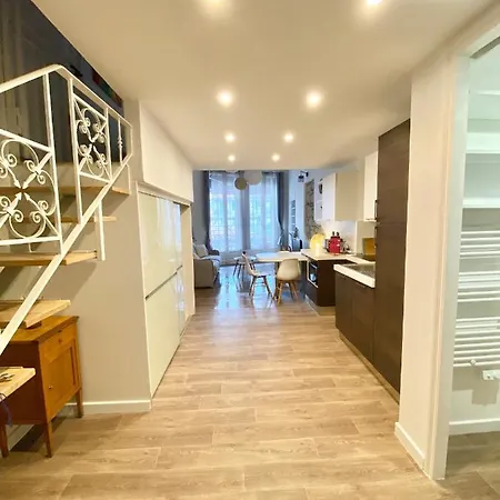 Le St Roch 2 מנטון