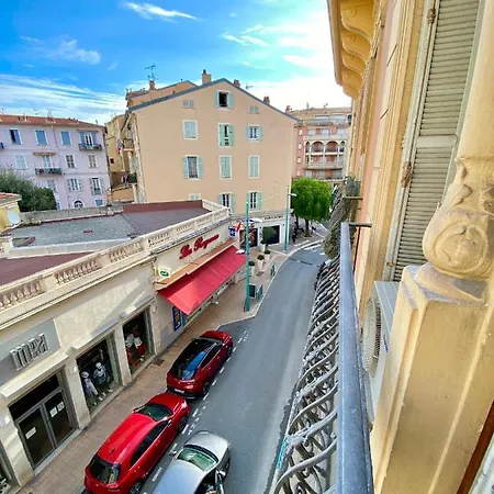 Le St Roch 2 דירה