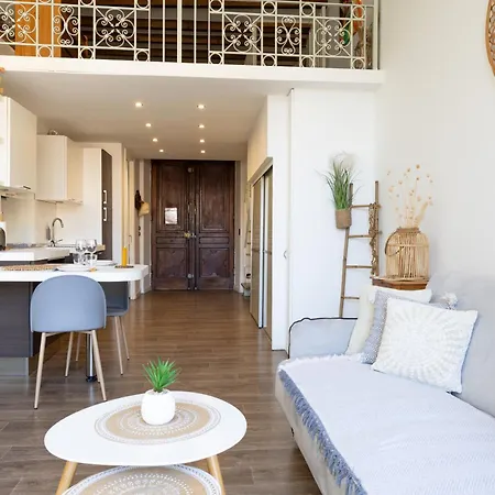 Le St Roch 2 Apartman *