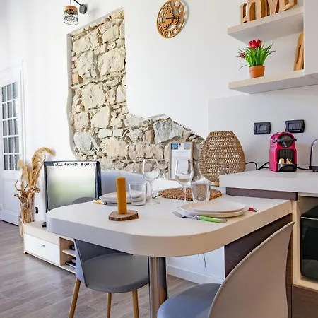 Appartement Le St Roch 2 *