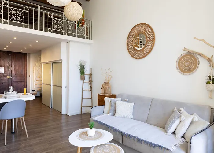 Le St Roch 2 Apartment *